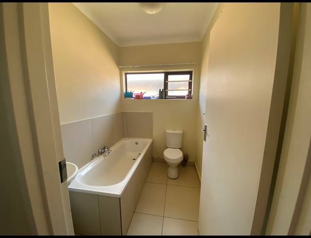 3 BEDROOM SECTIONAL TITLE FOR SALE IN COMET